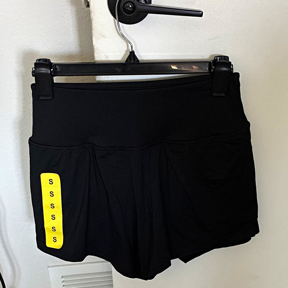 Spyder Active Women’s Black Athletic Shorts Stretch Gym Training Nylon/Spandex